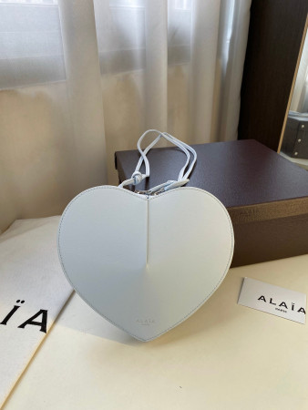 ALAÏA Le Coeur Heart Bag 18.5x20.5x5cm