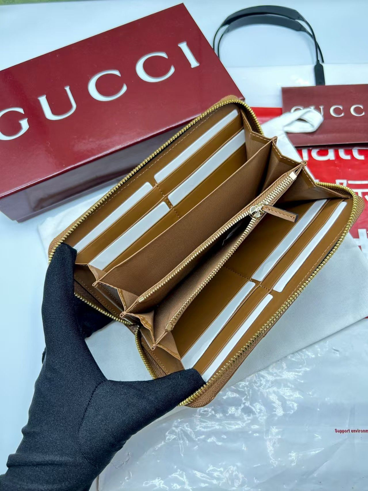 G*u*i gg marmont zip around wallet 19x10.5x2cm