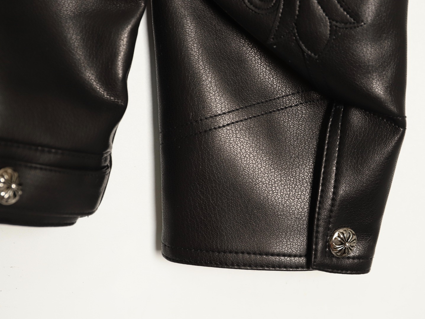 Ch**me He**ts leather jacket