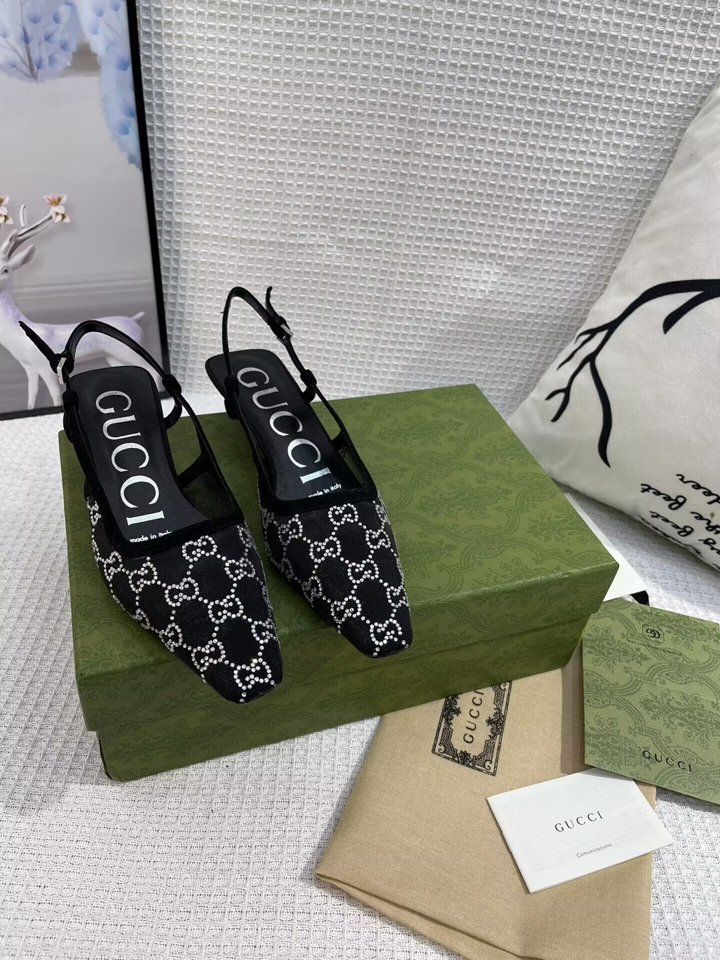 ua G*u*i gg slingback