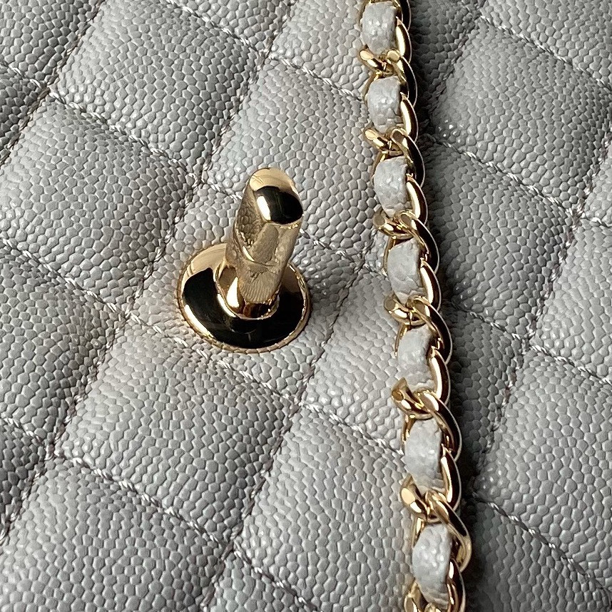 Ch*el handle  13x19x9cm