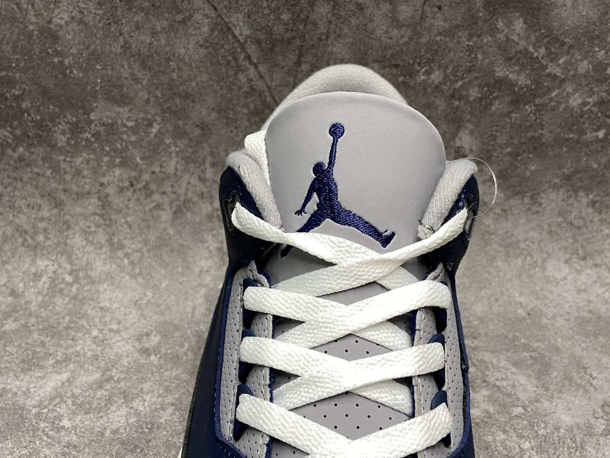 Air Jordan 3 Retro Georgetown