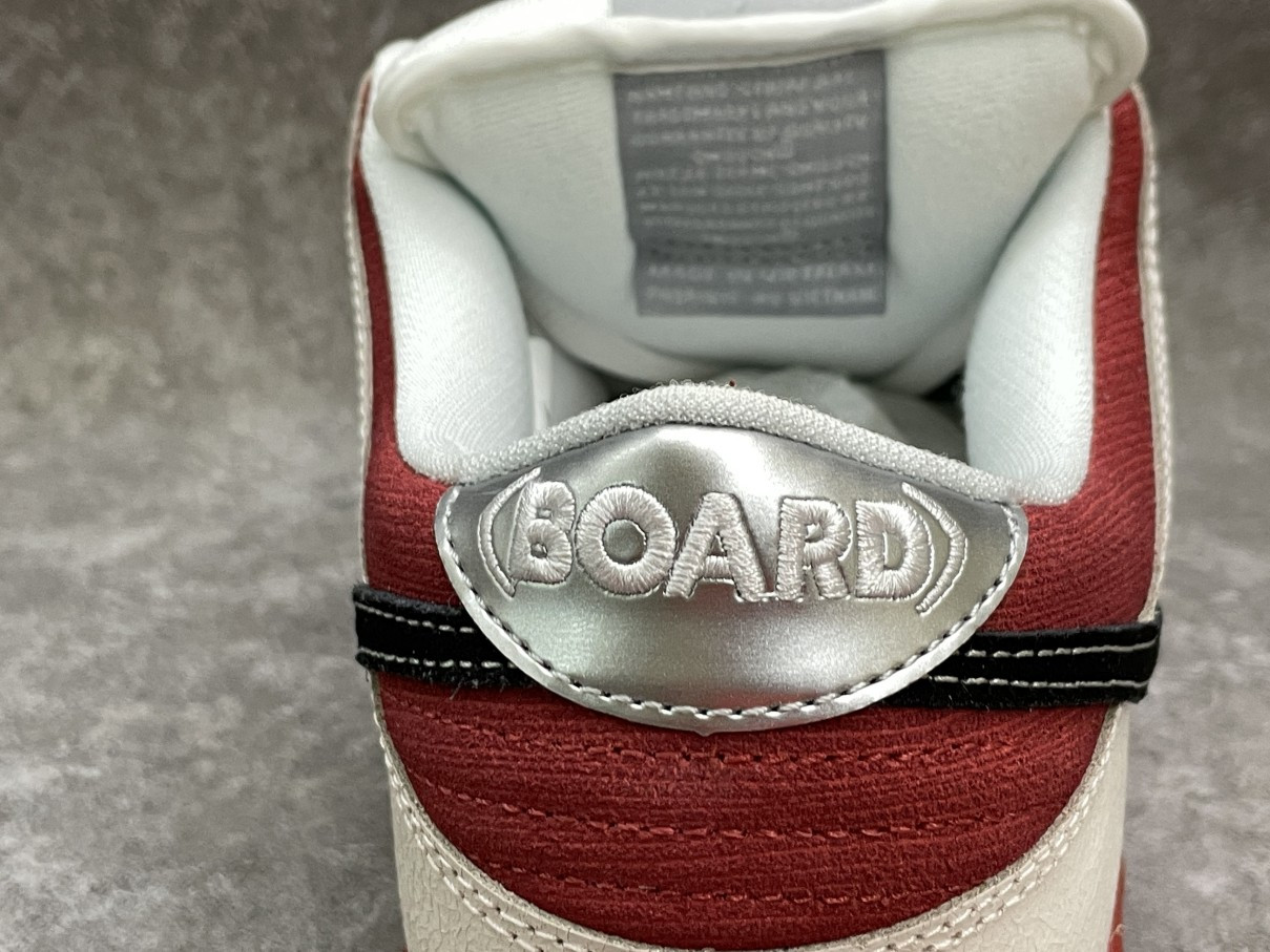 Nike Dunk SB Low Roller Derby