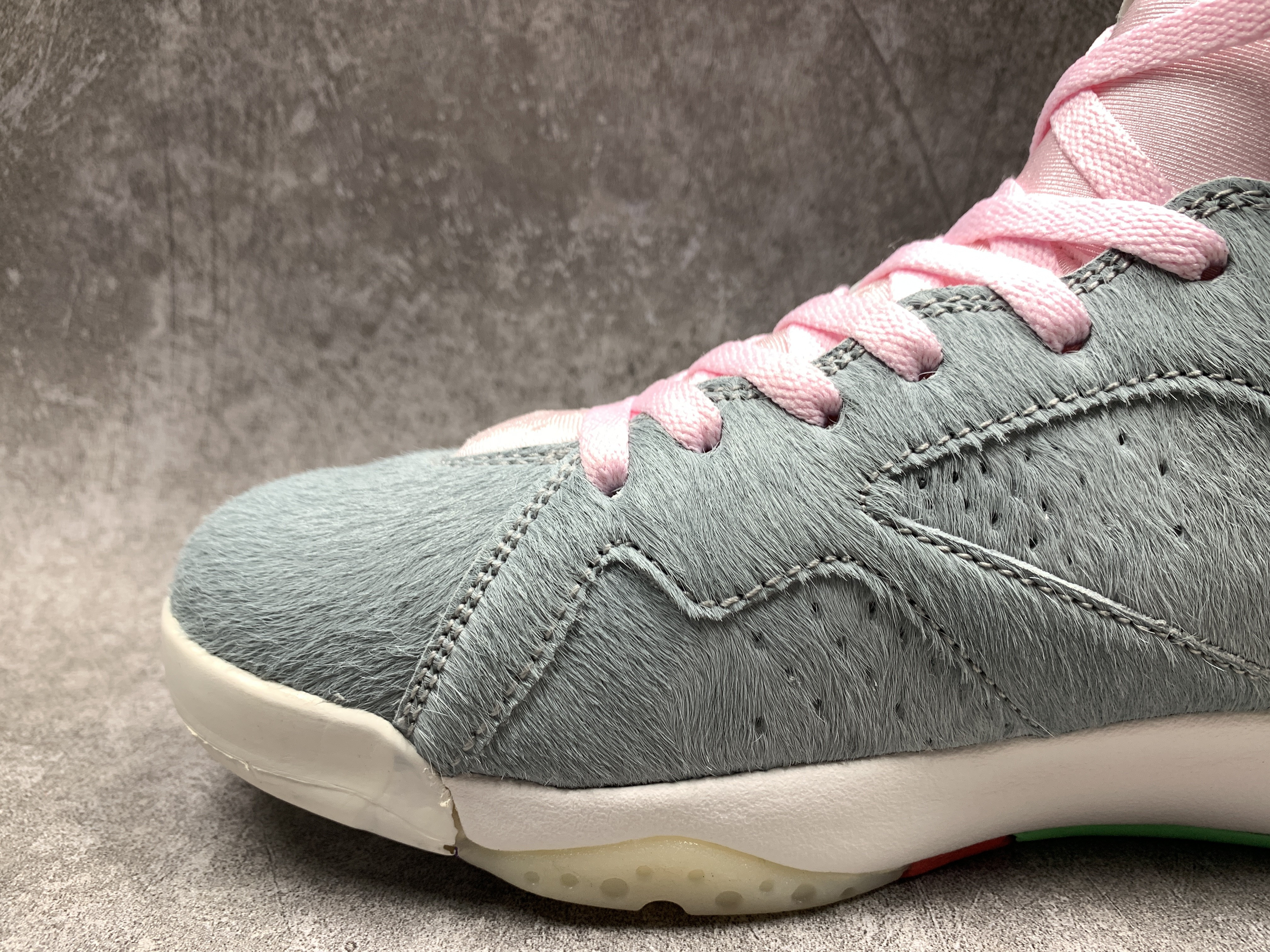 Air Jordan 7 Retro Neutral Grey