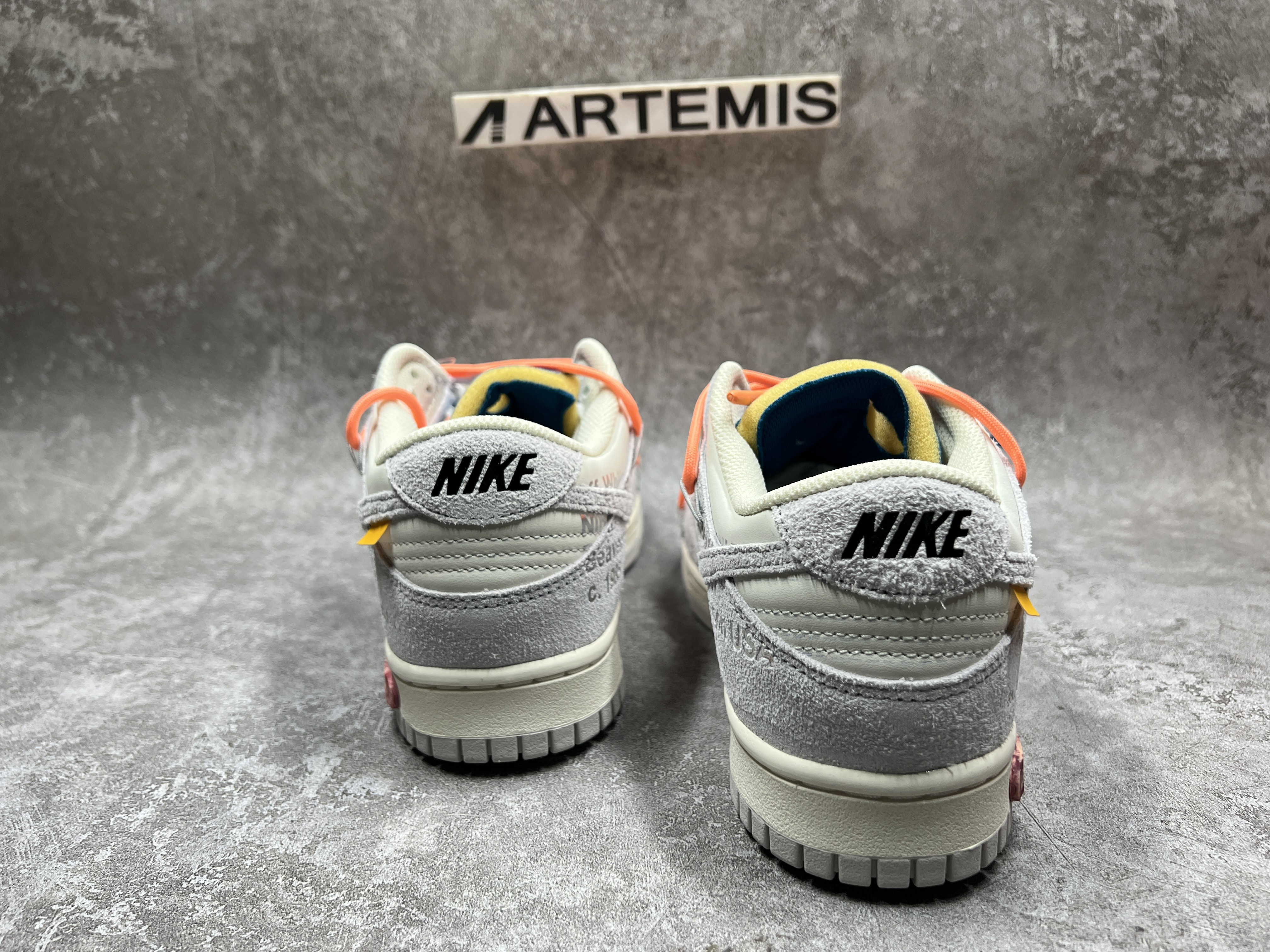 Nike Dunk Low Off-White Lot 19