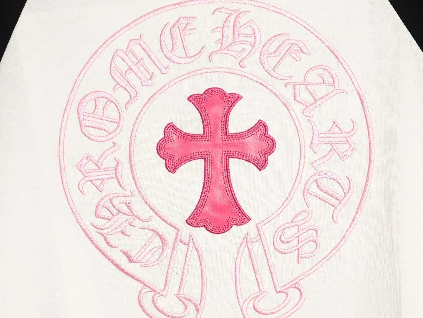 Ch**me He**ts 25fw long-sleeved t-shirt