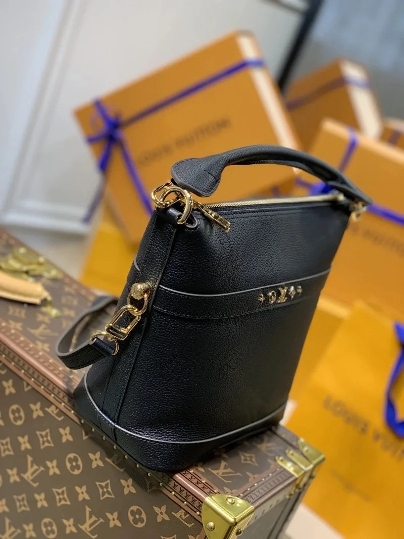 LV CRUISER PM M57934