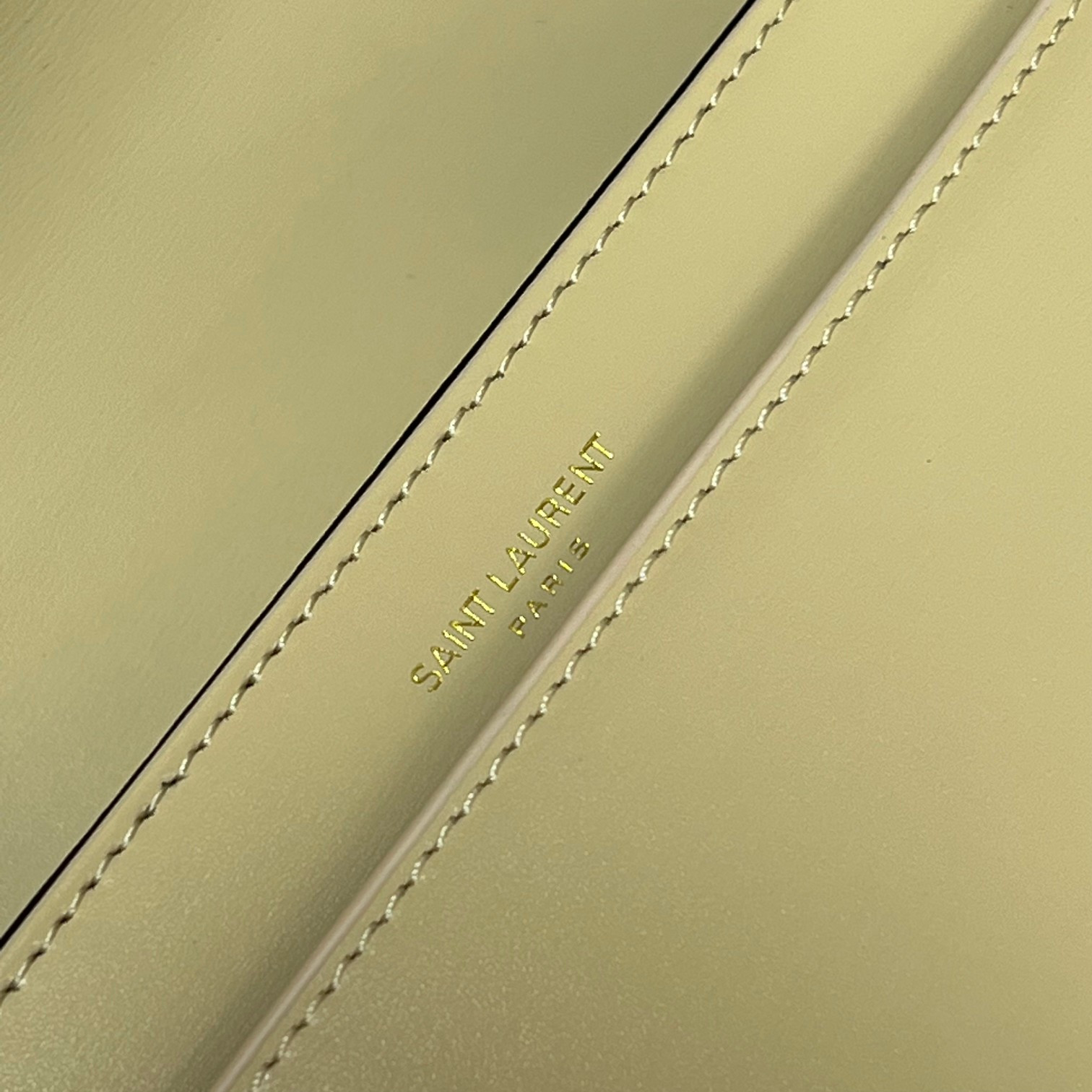 y*l solferino medium satchel in box Sa**t Lau*nt yellow 9.1 x 6.3 x 2.4 inches