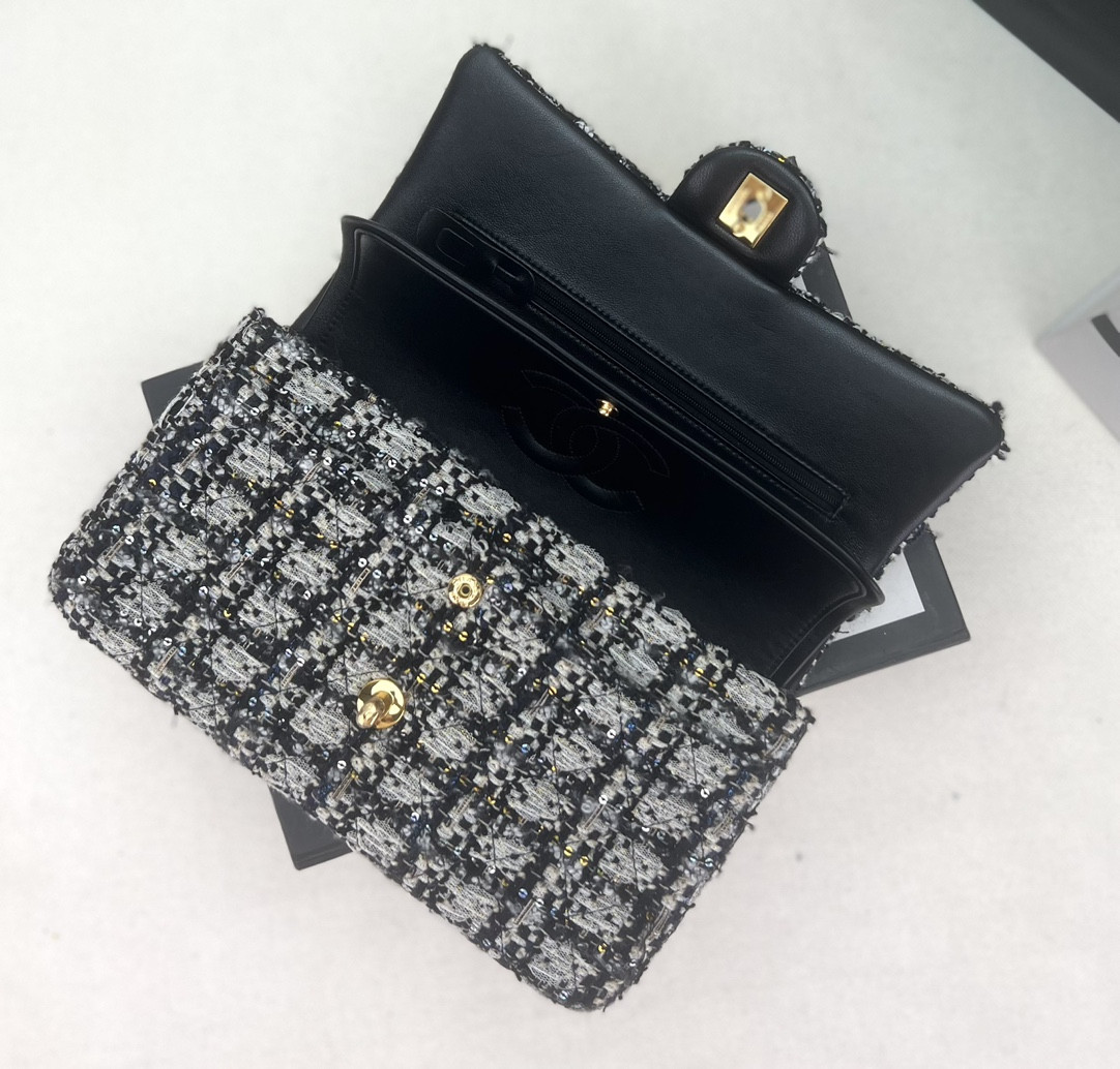 Ch*el classic 11.12 handbag tweed & gold-tone metal   6 × 9.9 × 2.5 in