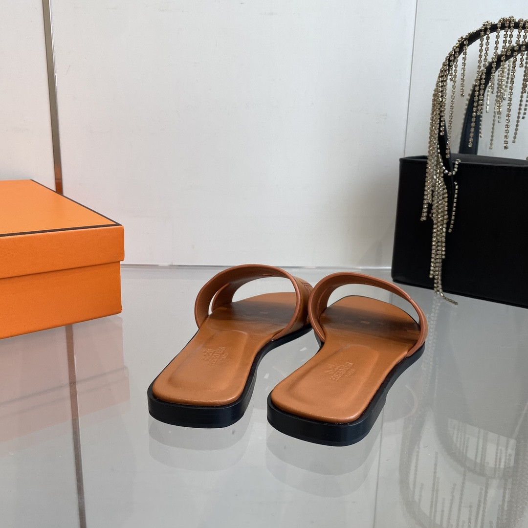UA Hermès Idioma sandal