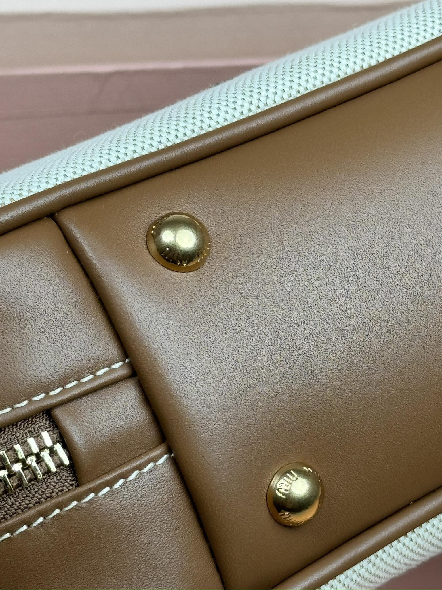 Miu Miu Leather Beau Bag 28×15×9cm